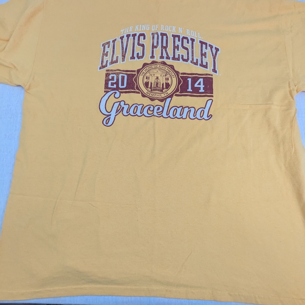 Elvis Presley 2014 v Graceland T-Shirt